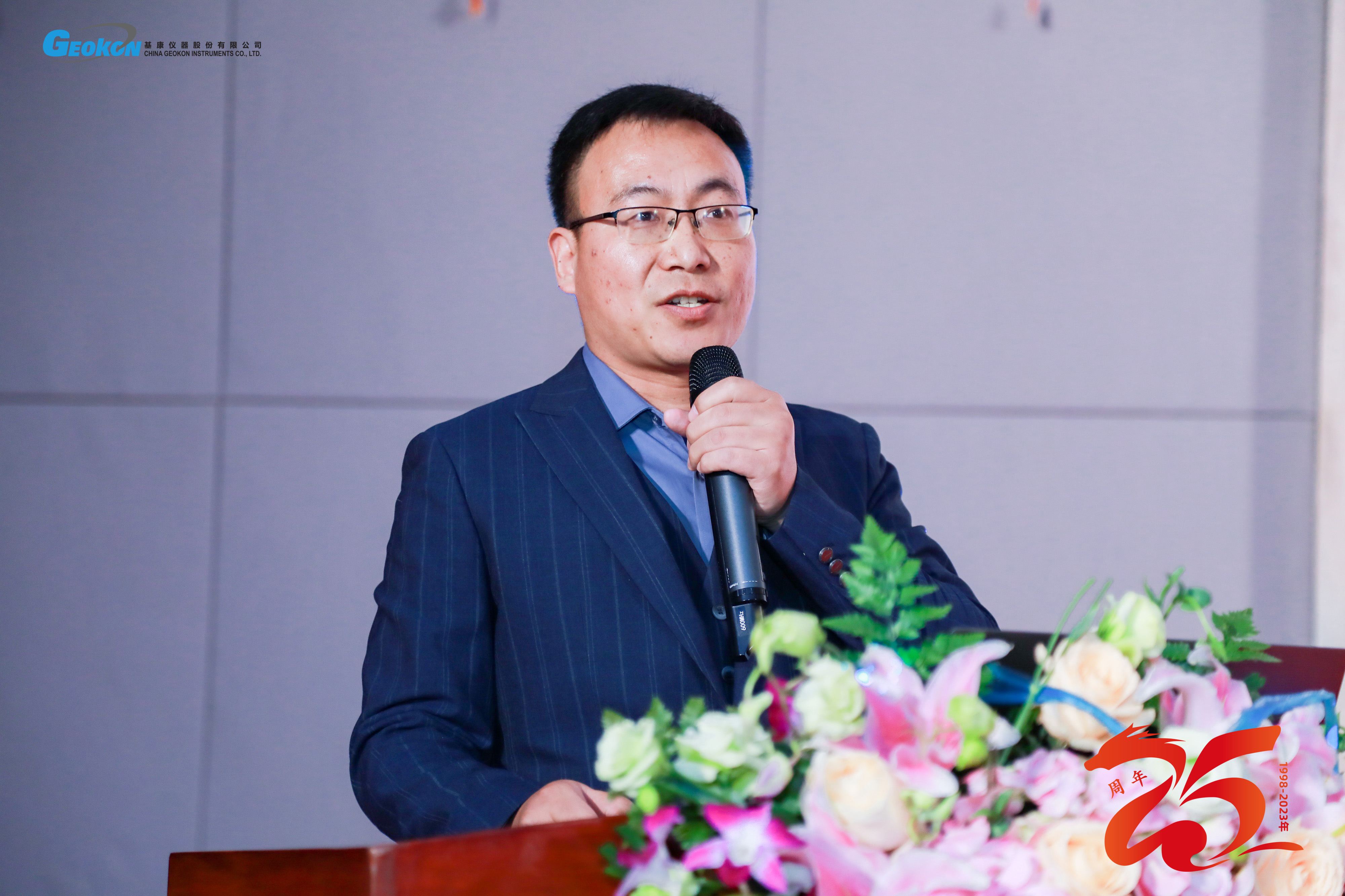 图片5.jpg 图片5.jpg